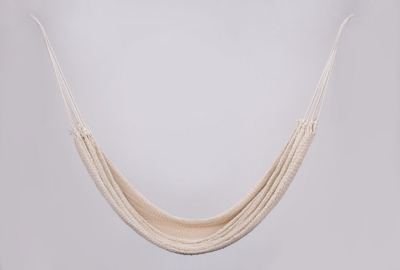 Soft cotton hammock in earth color